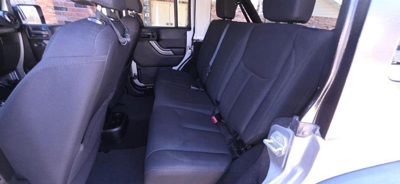 Jeep Wrangler Unlimited Sport 4WD 2015