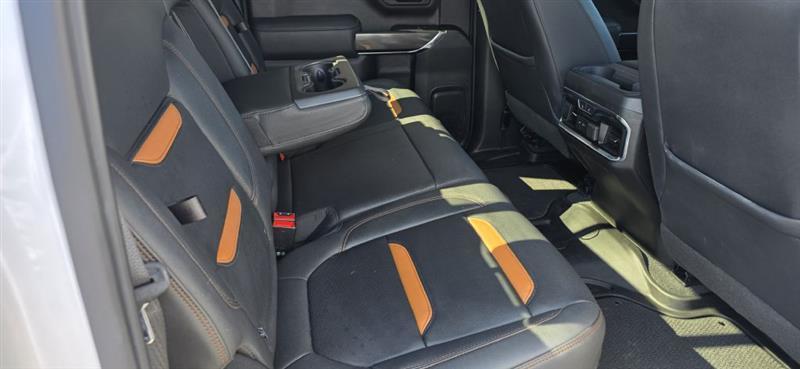 GMC Sierra 1500 AT4 Crew Cab 4WD SWB 2021