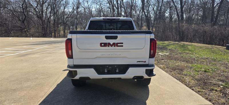 GMC Sierra 1500 AT4 Crew Cab 4WD SWB 2021