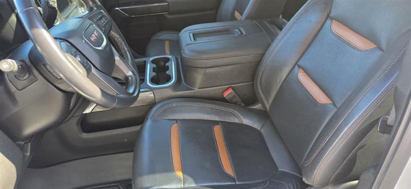 GMC Sierra 1500 AT4 Crew Cab 4WD SWB 2021