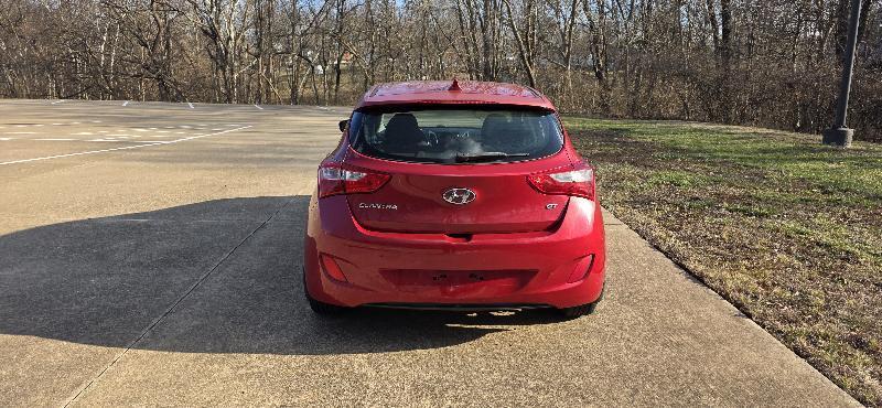 Hyundai Elantra GT A/T 2013