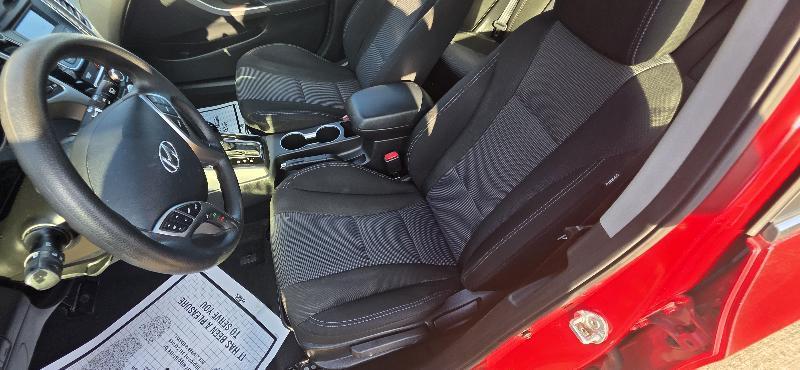 Hyundai Elantra GT A/T 2013