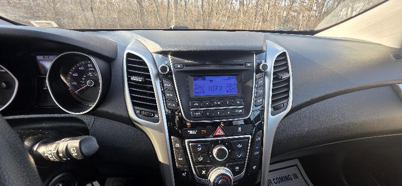 Hyundai Elantra GT A/T 2013