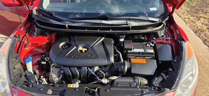 Hyundai Elantra GT A/T 2013