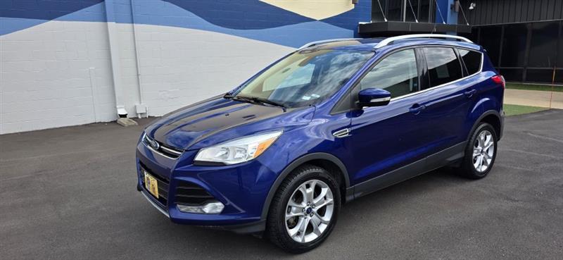 Ford Escape Titanium 4WD 2016