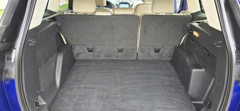 Ford Escape Titanium 4WD 2016