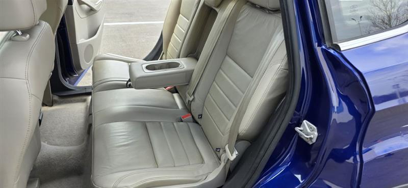 Ford Escape Titanium 4WD 2016