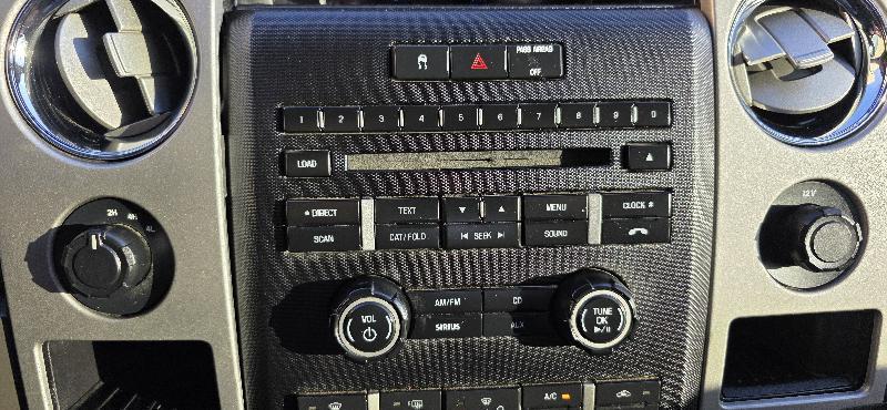 Ford F-150 XL SuperCrew 5.5-ft. Bed 4WD 2010