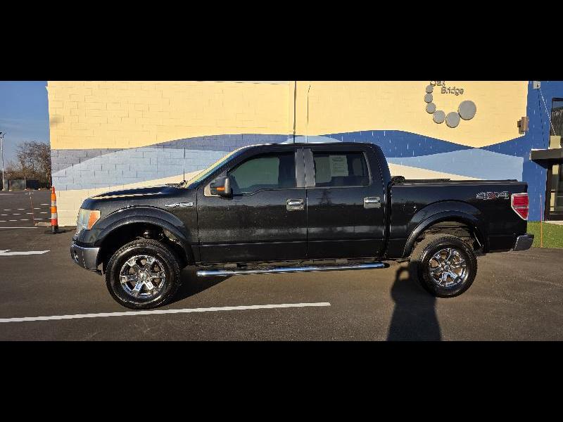Ford F-150 XL SuperCrew 5.5-ft. Bed 4WD 2010