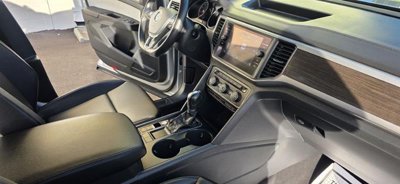 Volkswagen Atlas V6 SE w/Technology 2019