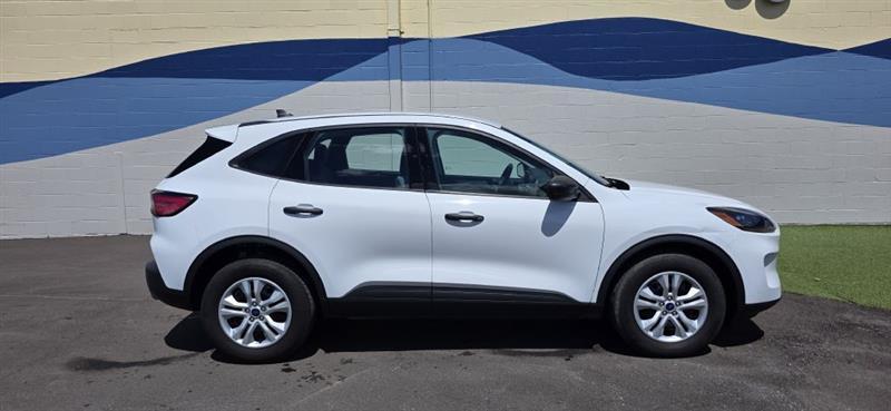 Ford Escape S AWD 2022