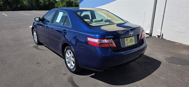 Toyota Camry LE 4D Sedan 2009