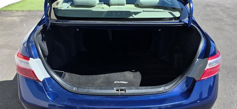 Toyota Camry LE 4D Sedan 2009