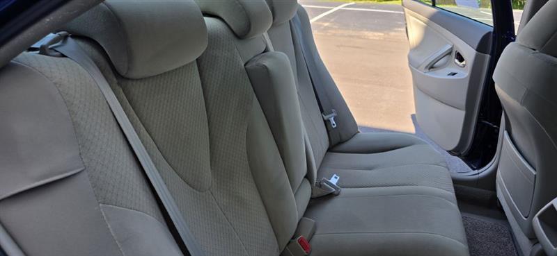 Toyota Camry LE 4D Sedan 2009