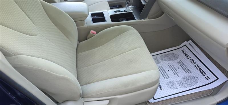 Toyota Camry LE 4D Sedan 2009
