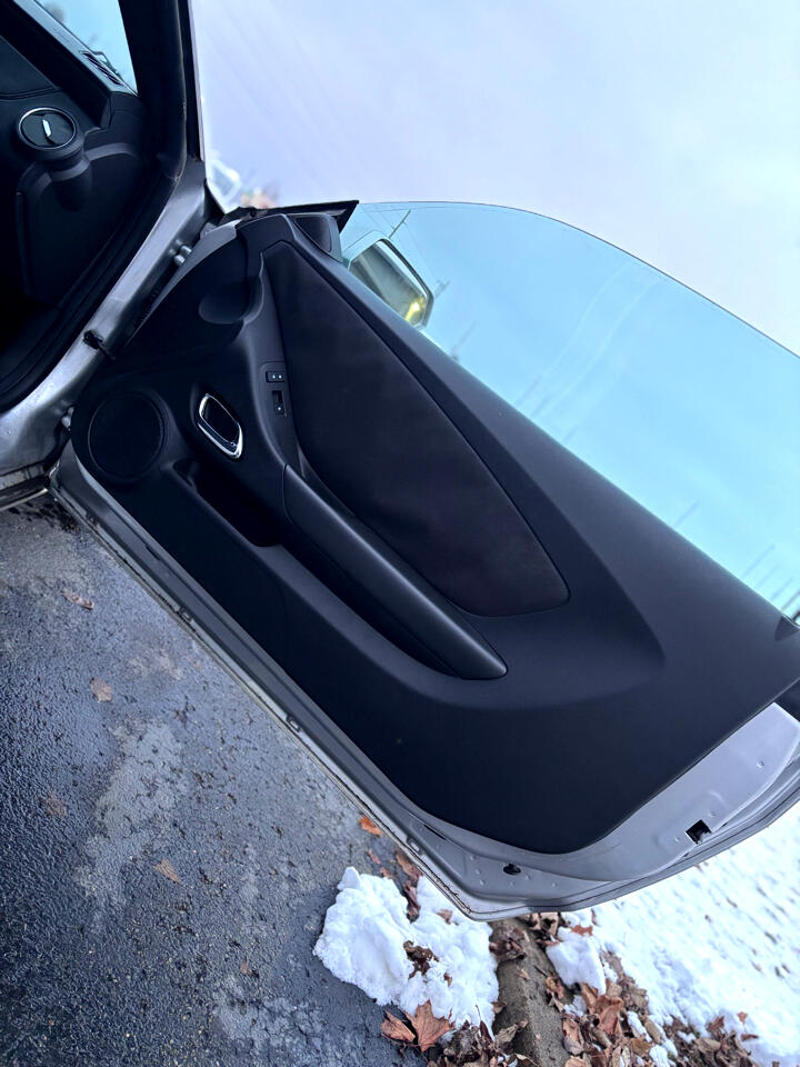 Chevrolet Camaro Coupe 1LT 2012