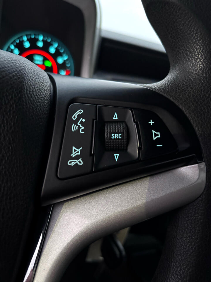 Chevrolet Camaro Coupe 1LT 2012