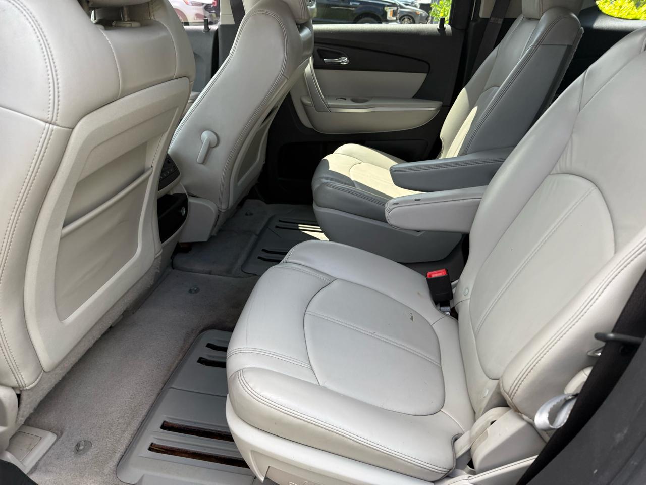GMC Acadia SLT-1 FWD 2011
