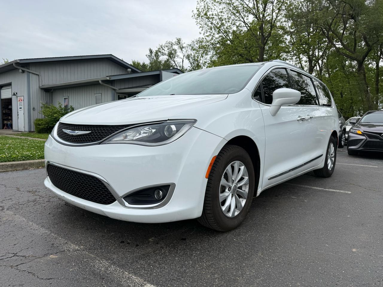 Chrysler Pacifica Touring-L 2019