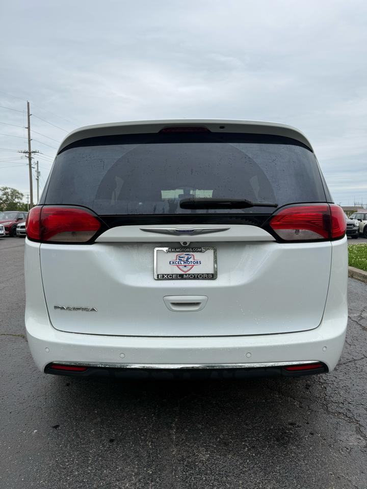 Chrysler Pacifica Touring-L 2019