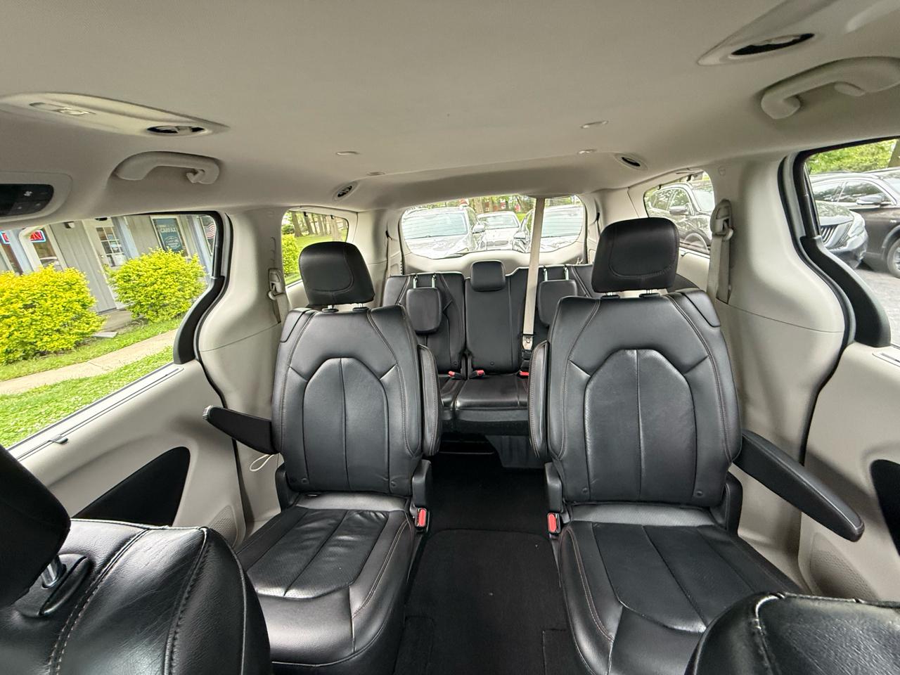 Chrysler Pacifica Touring-L 2019