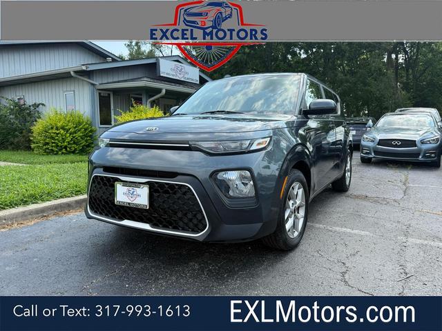 Gray 2020 Kia Soul SUV / Crossover Front-Wheel Drive Continuously Variable Transmission