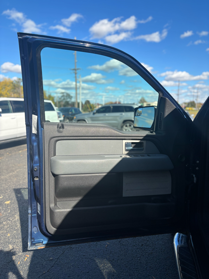Ford F-150 XL 6.5-ft. Bed 4WD 2011 Ford F-150 XL 6.5-ft. Bed 4WD 2011