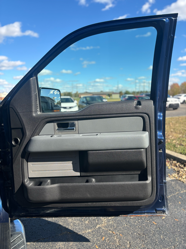Ford F-150 XL 6.5-ft. Bed 4WD 2011 Ford F-150 XL 6.5-ft. Bed 4WD 2011