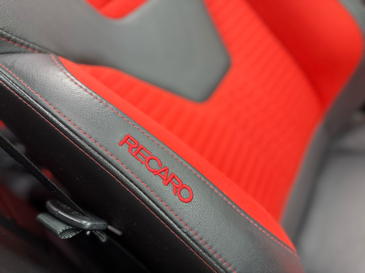 Ford Fiesta ST Hatchback 2015 Ford Fiesta ST Hatchback 2015