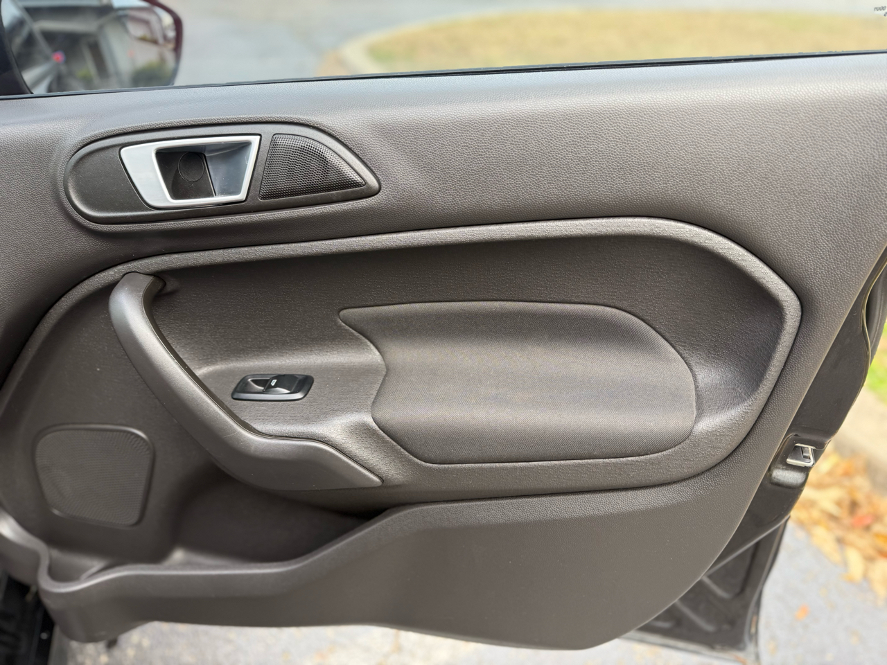 Ford Fiesta ST Hatchback 2015 Ford Fiesta ST Hatchback 2015