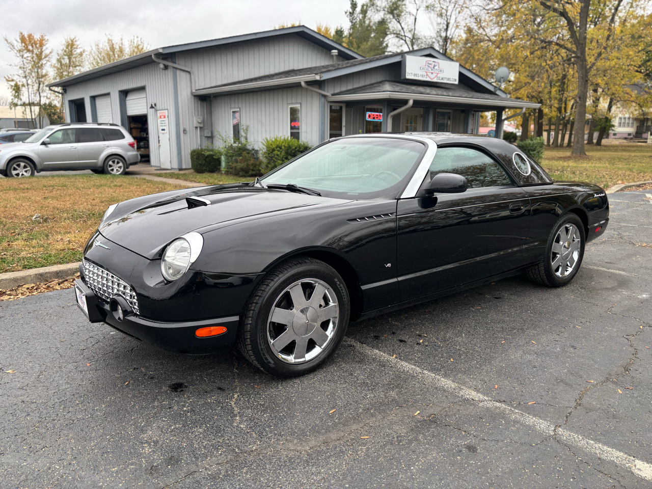 Ford Thunderbird Deluxe with removable top 2003 Ford Thunderbird Deluxe with removable top 2003