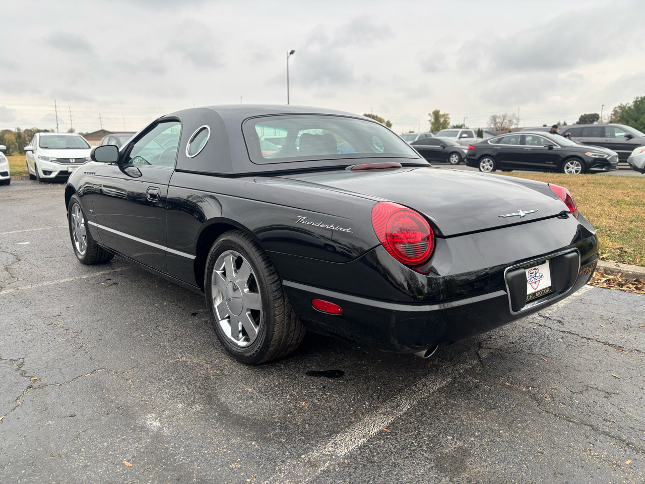 Ford Thunderbird Deluxe with removable top 2003 Ford Thunderbird Deluxe with removable top 2003