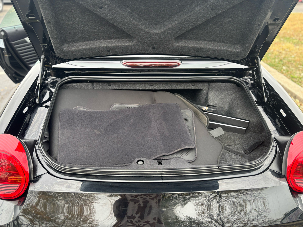 Ford Thunderbird Deluxe with removable top 2003 Ford Thunderbird Deluxe with removable top 2003