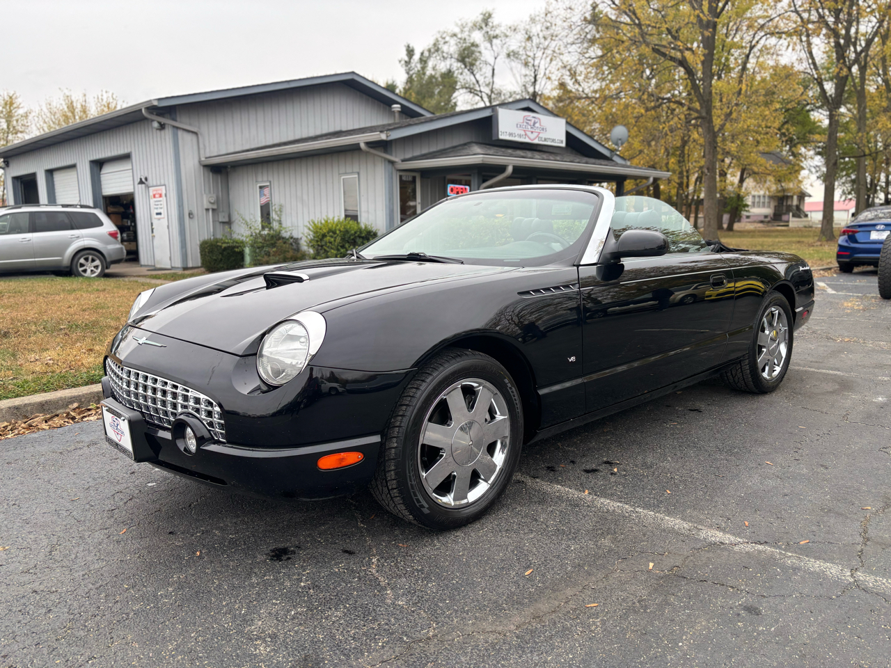 Ford Thunderbird Deluxe with removable top 2003 Ford Thunderbird Deluxe with removable top 2003