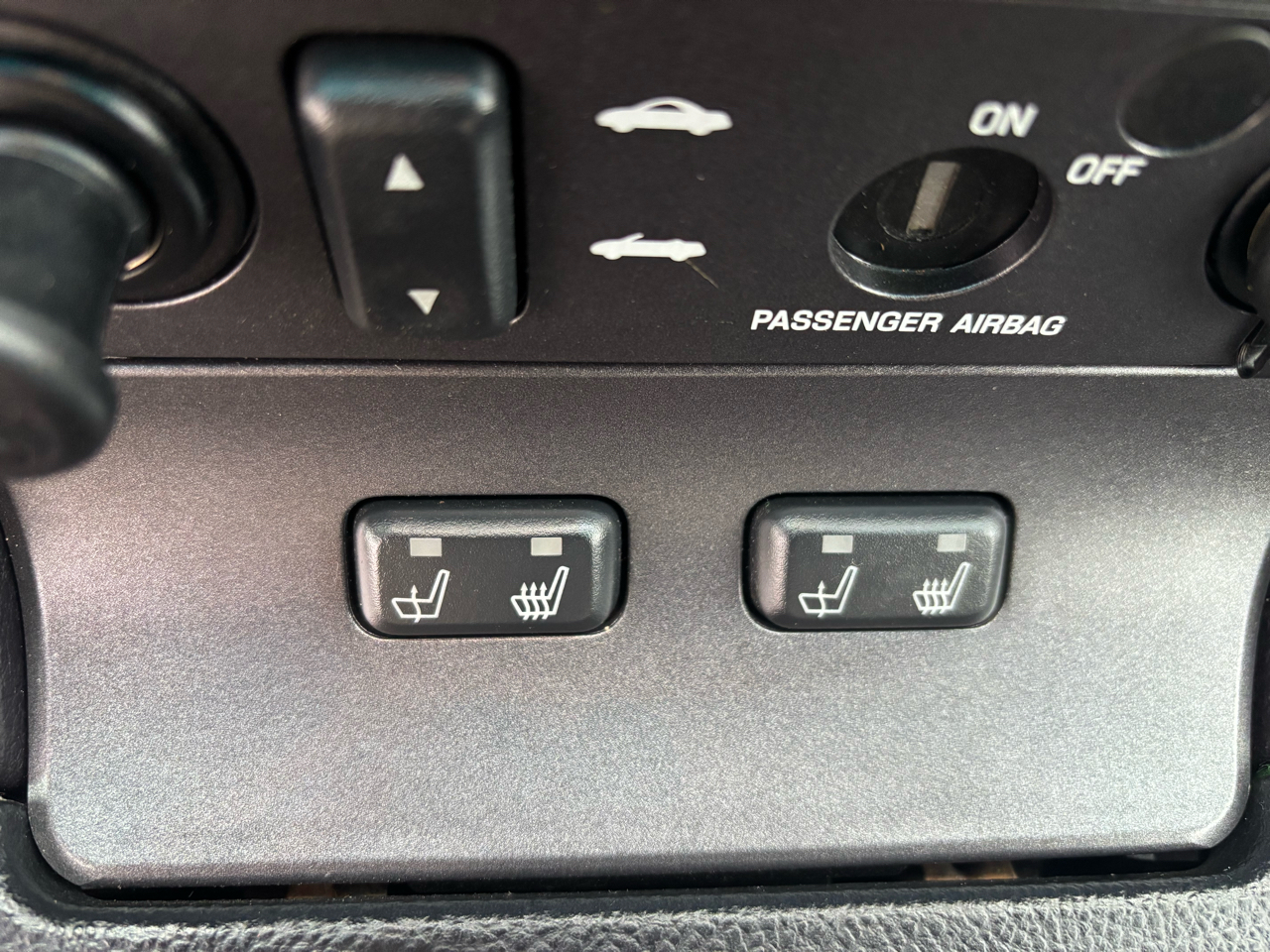 Ford Thunderbird Deluxe with removable top 2003 Ford Thunderbird Deluxe with removable top 2003