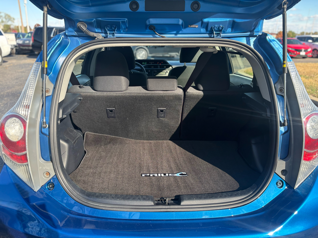 Toyota Prius c  2013 Toyota Prius c  2013