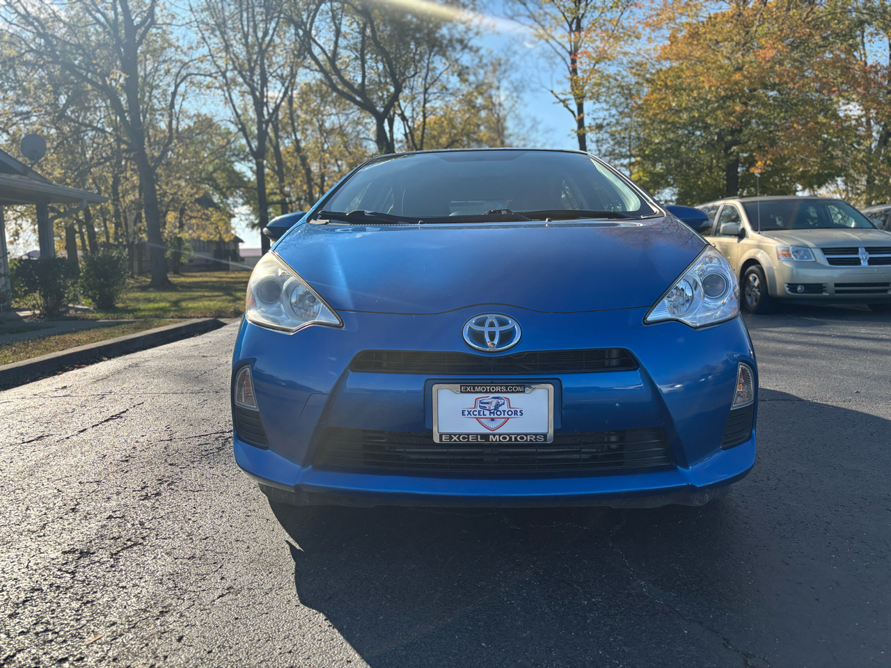 Toyota Prius c  2013 Toyota Prius c  2013