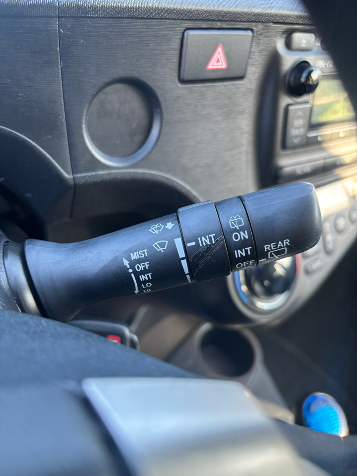 Toyota Prius c  2013 Toyota Prius c  2013