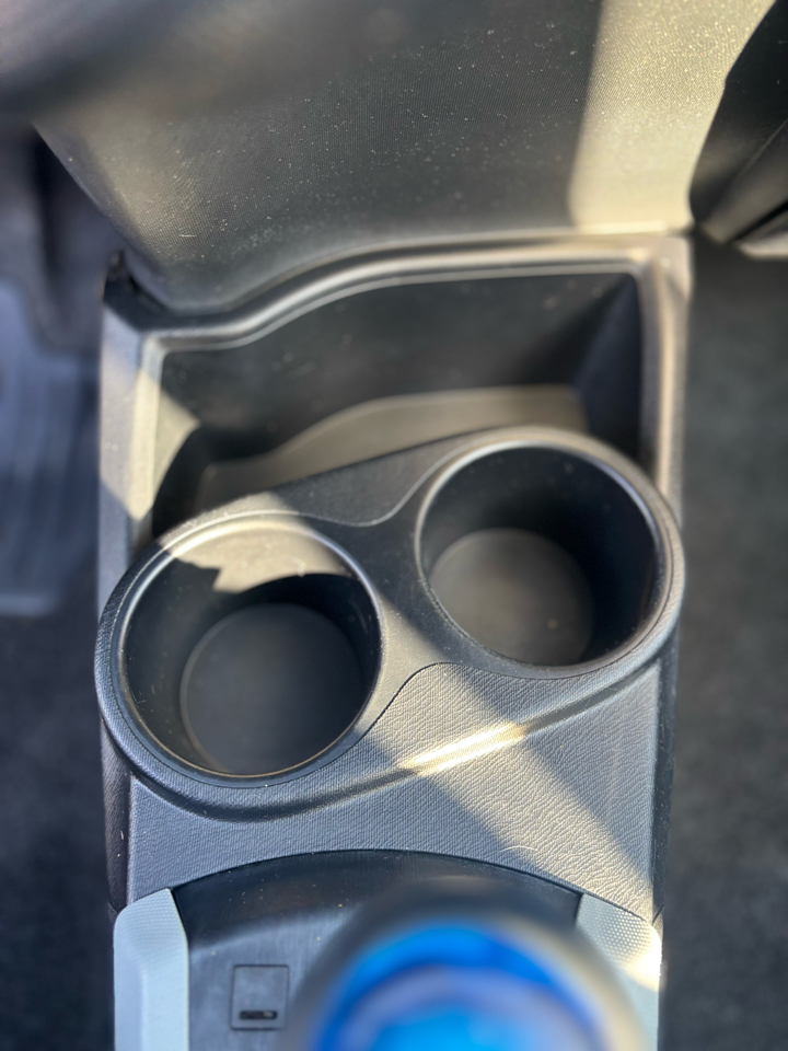 Toyota Prius c  2013 Toyota Prius c  2013