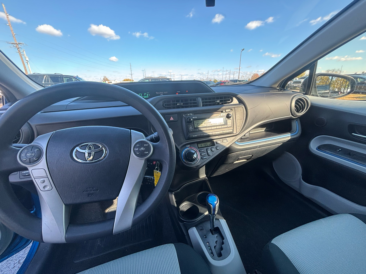 Toyota Prius c  2013 Toyota Prius c  2013