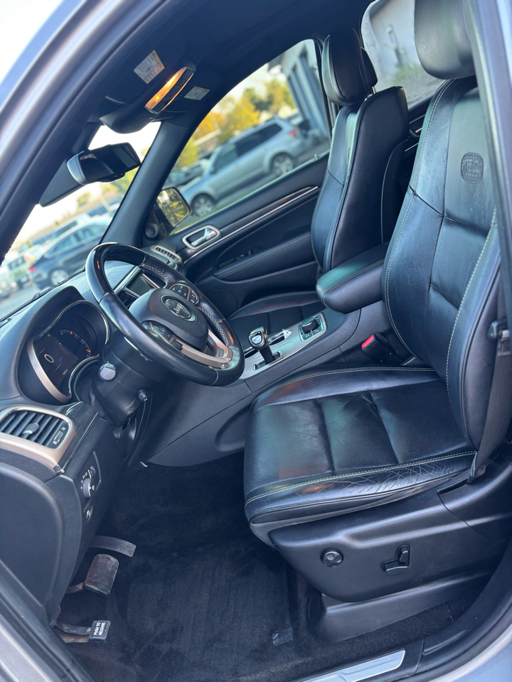 Jeep Grand Cherokee Overland 4WD 2015 Jeep Grand Cherokee Overland 4WD 2015