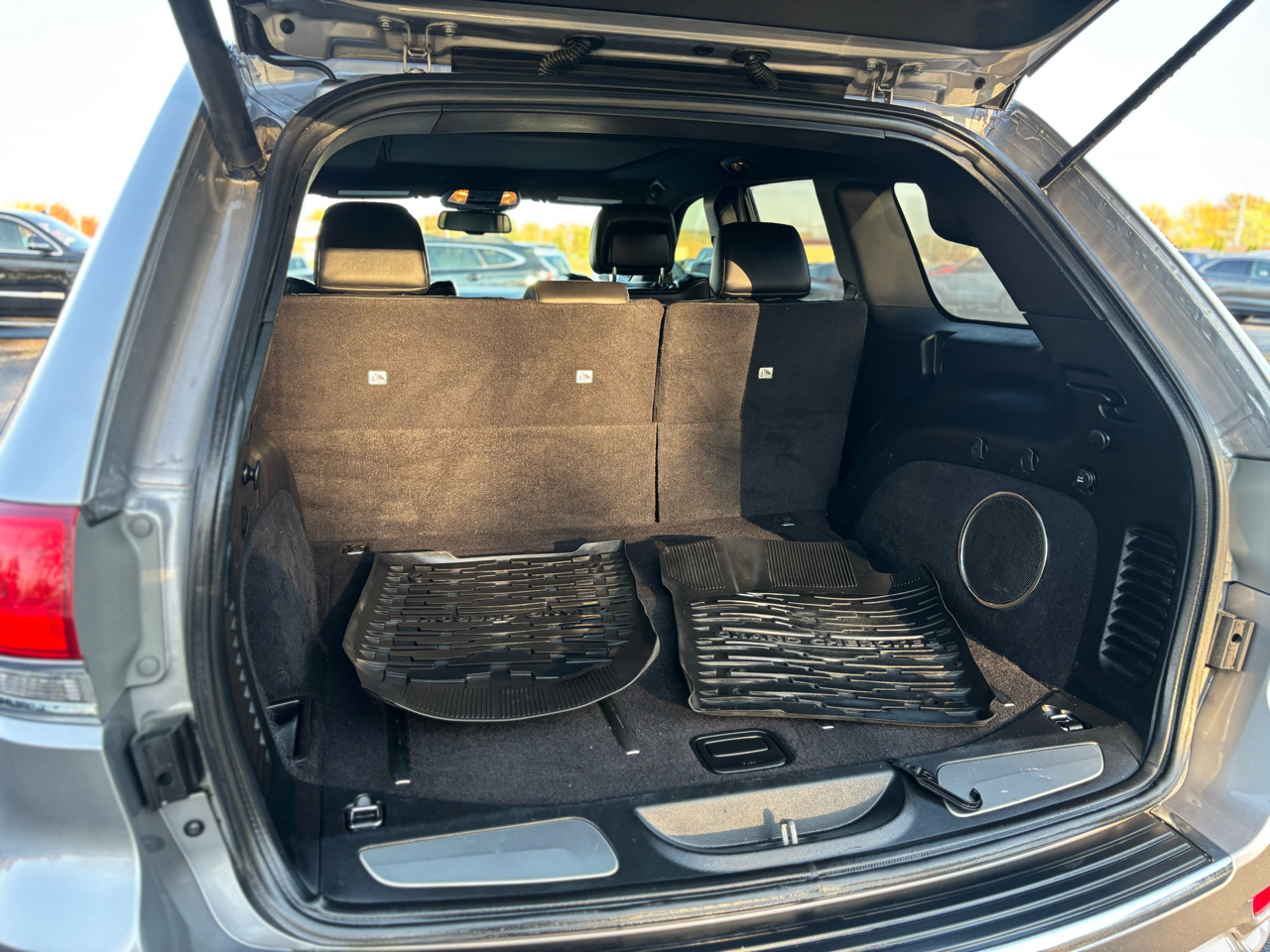 Jeep Grand Cherokee Overland 4WD 2015 Jeep Grand Cherokee Overland 4WD 2015