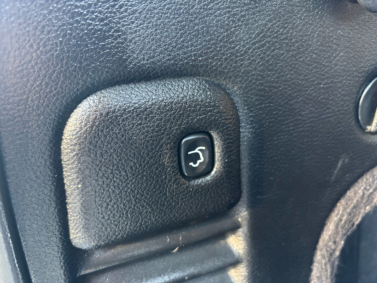 Jeep Grand Cherokee Overland 4WD 2015 Jeep Grand Cherokee Overland 4WD 2015