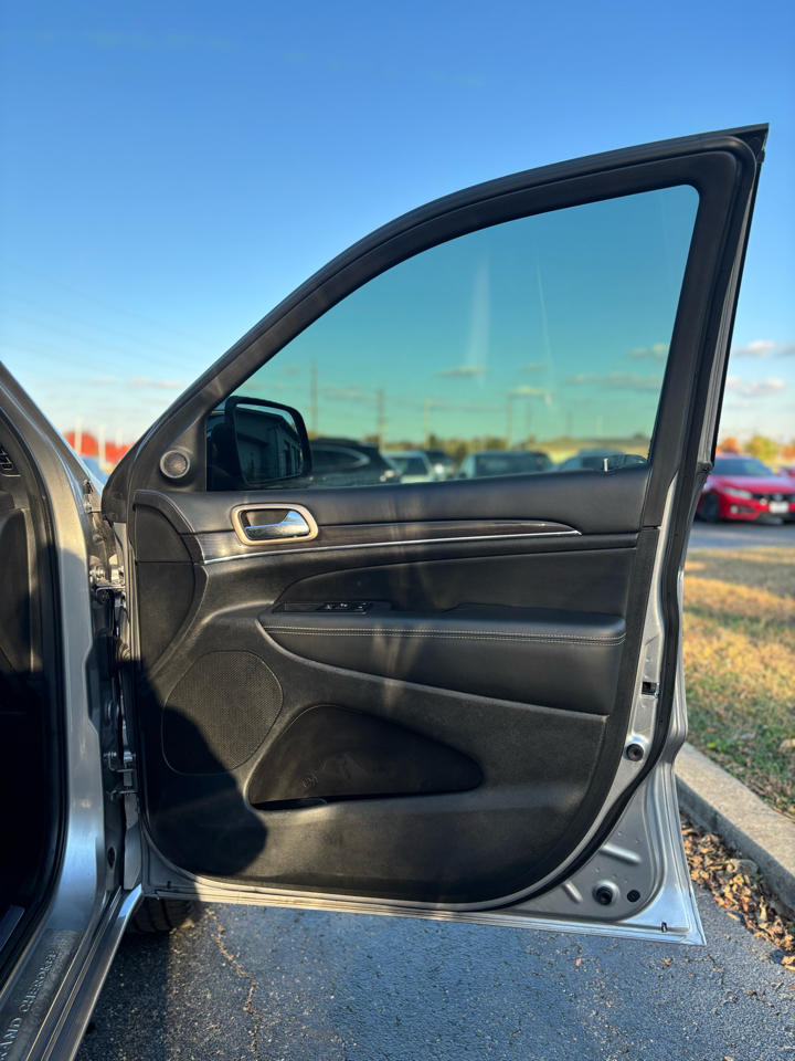 Jeep Grand Cherokee Overland 4WD 2015 Jeep Grand Cherokee Overland 4WD 2015