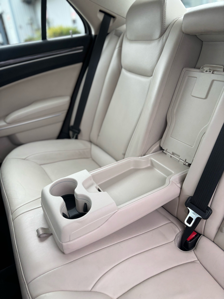 Chrysler 300 Limited AWD 2016