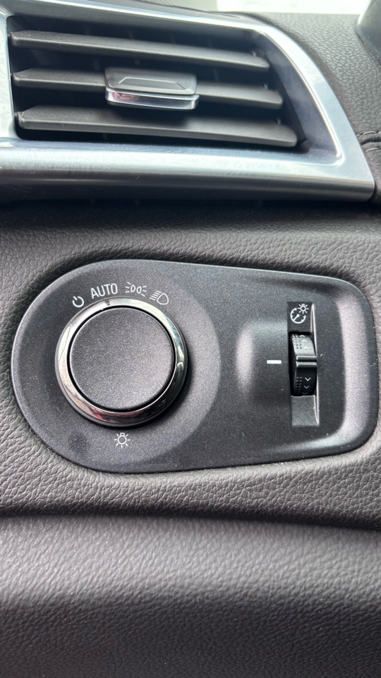 Cadillac SRX Luxury Collection FWD 2015