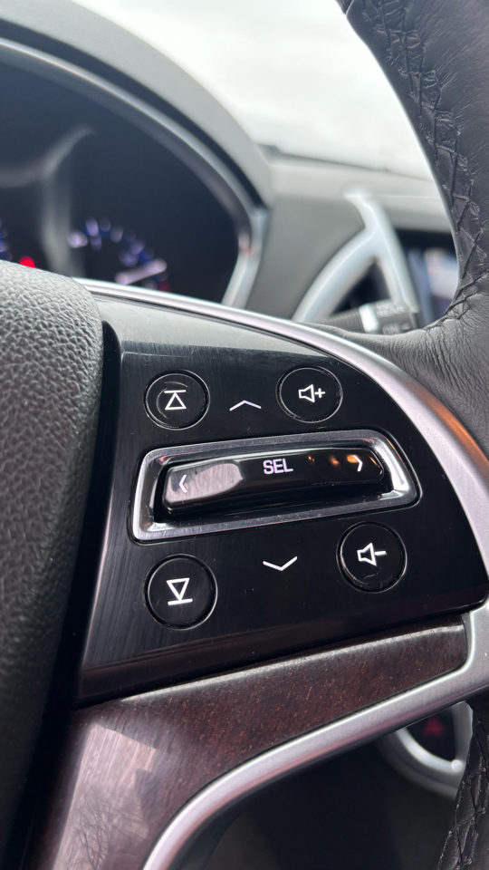 Cadillac SRX Luxury Collection FWD 2015