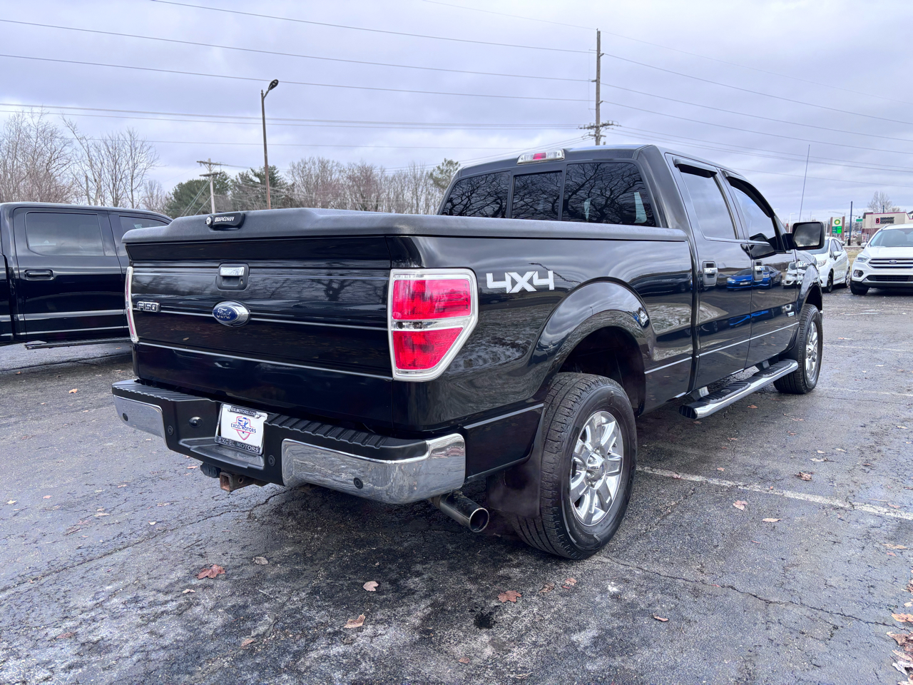 Ford F-150 XL SuperCrew 5.5-ft. Bed 4WD 2014