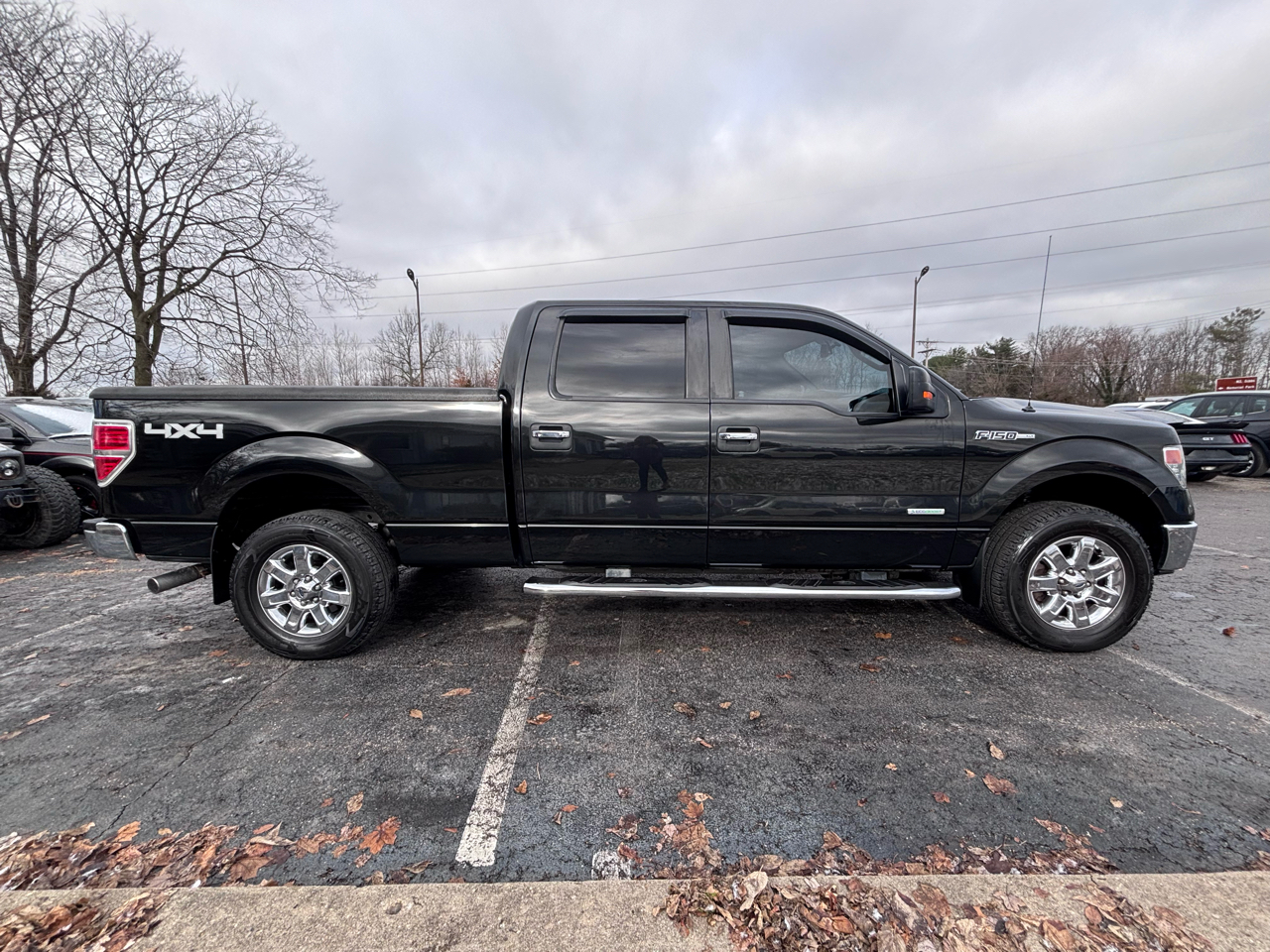 Ford F-150 XL SuperCrew 5.5-ft. Bed 4WD 2014