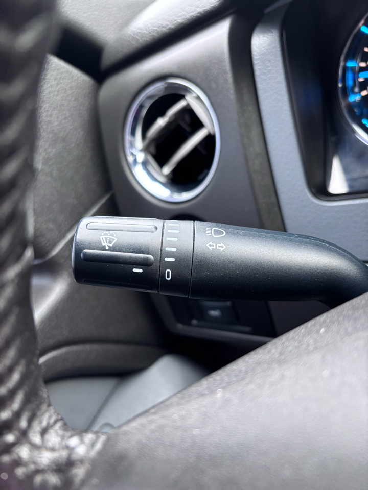 Ford F-150 XL SuperCrew 5.5-ft. Bed 4WD 2014